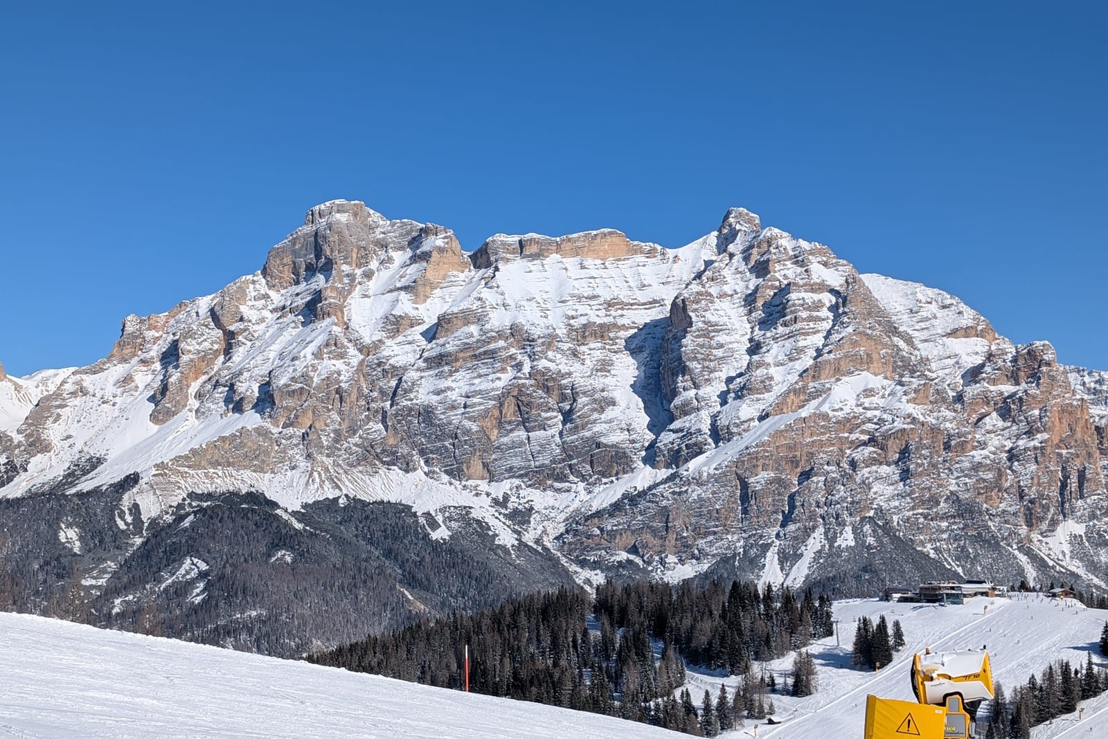 Dolomiten — Ski mit Tami (Bozen)